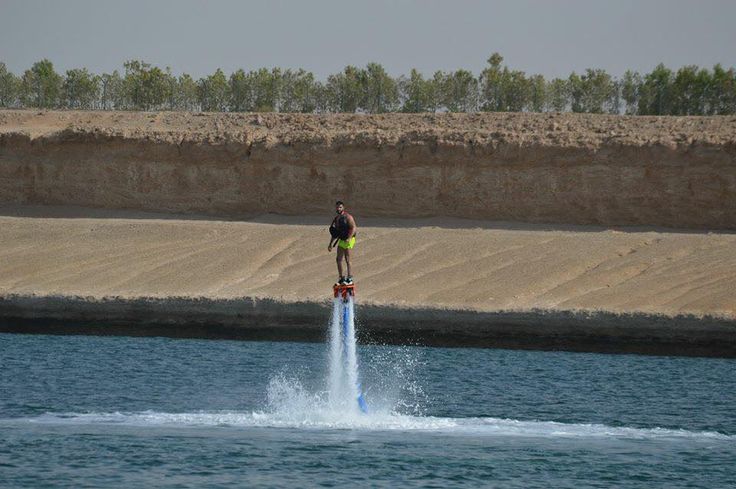 Dario Owen FLY-BOARDING en DUBAI